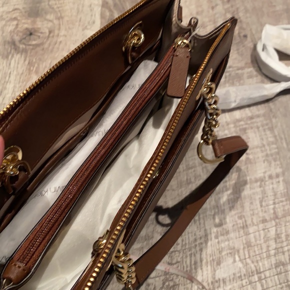 Calvin Klein Brown leather Hayden Bag~ NWT - Picture 5 of 7